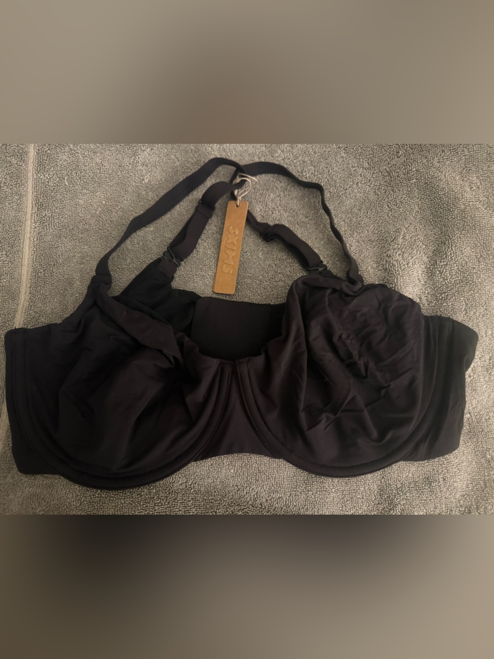 SKIMS Black Unlined Underwire Bra